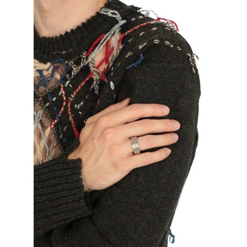 Logo Ring - Picture 3 of 4
